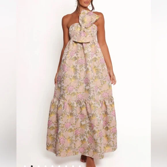 Petal & Pup One Shoulder Floral Maxi Dress - Picture 3 of 3